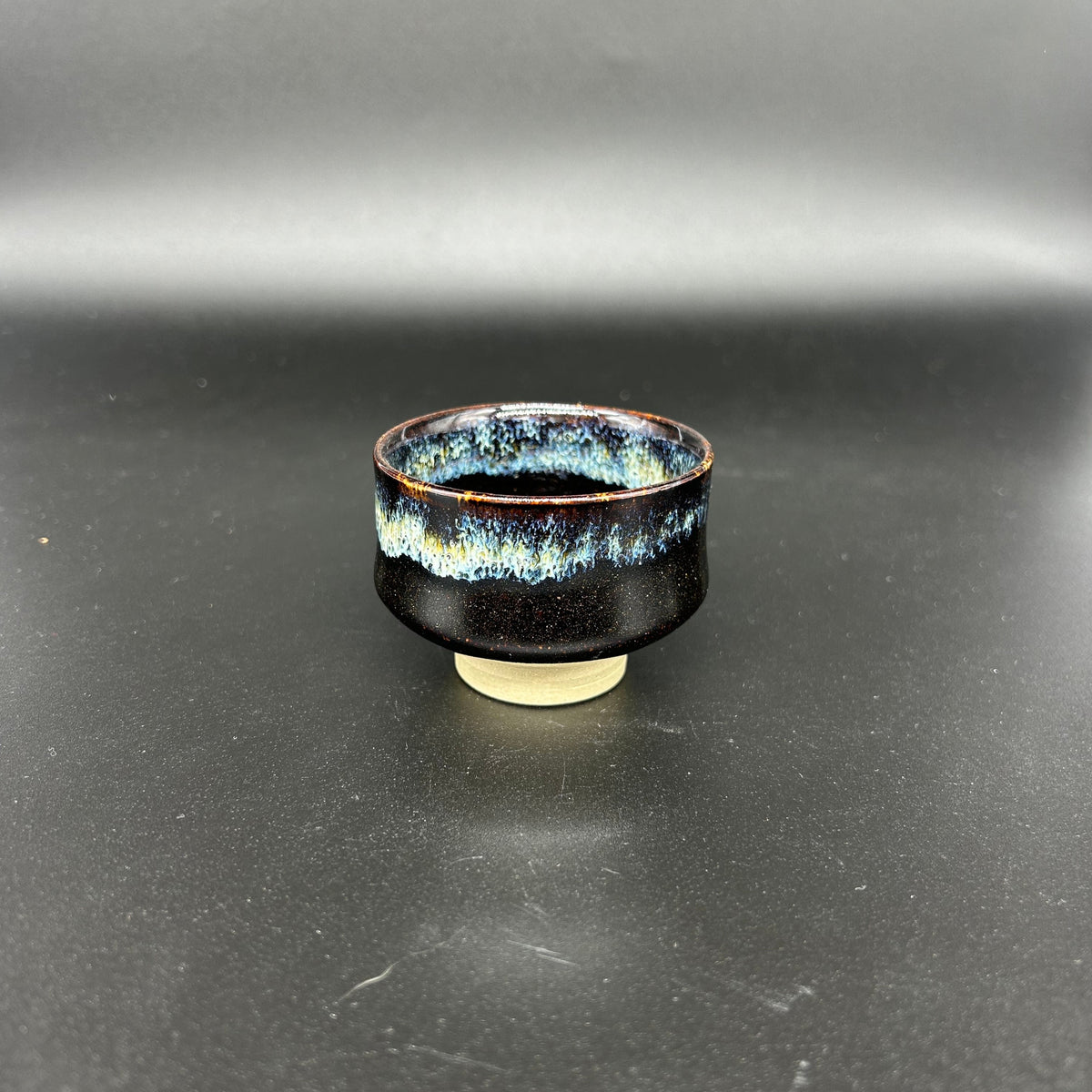 黒釉 ぐい呑 – 高取焼本家味楽窯オンラインショップ